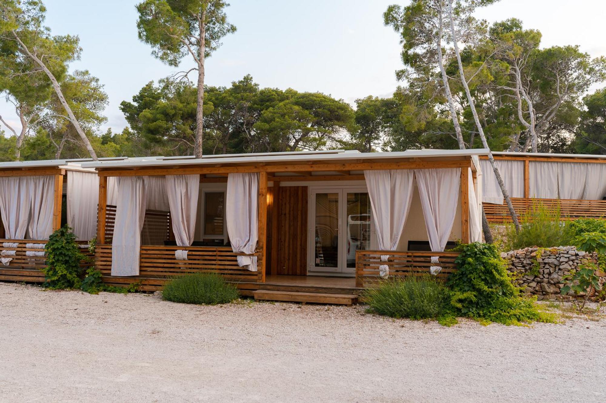 Boutique Camping Bunja Supetar Exterior foto